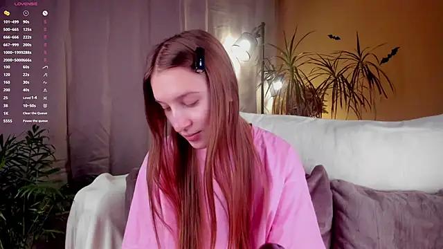 NanaMertins online show from 11/01/25, 01:12