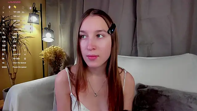 NanaMertins online show from 11/14/25, 01:09