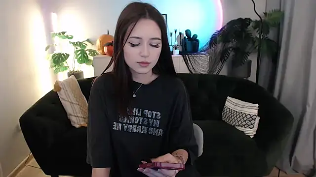 BlackEyesGirl online show from 10/29/25, 06:34