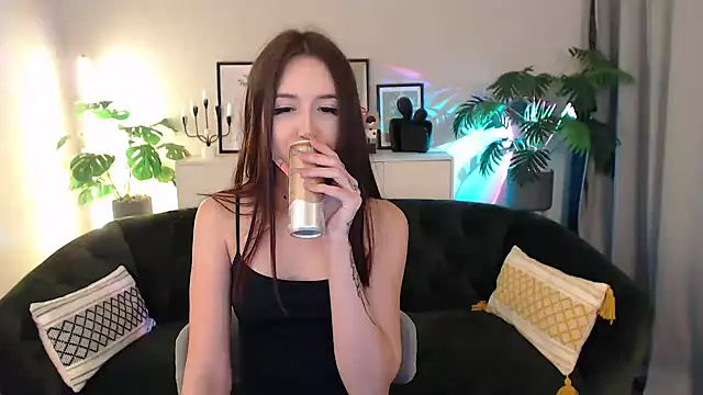 BlackEyesGirl online show from 11/14/25, 06:39