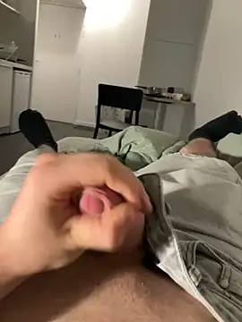 Snapshot of Loulou_2007 chatting on 10/15/25, 07:22 Loulou 2007 online show from 10/15/25, 07:22