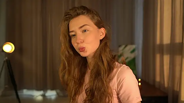 DeeannaBoera online show from 10/27/25, 04:13