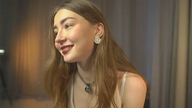 DeeannaBoera online show from 12/04/25, 04:11