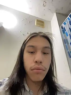 heytherepeoples717 online show from 03/22/26, 08:16