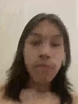 heytherepeoples717 online show from 12/18/25, 02:43