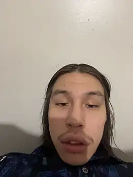 heytherepeoples717 online show from 12/03/25, 09:31