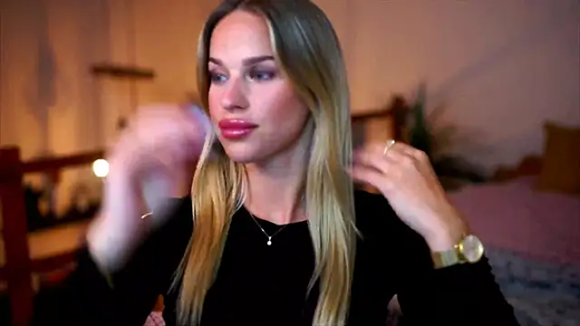 Emilyvanroessel online show from 11/19/25, 05:35