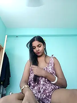 Miss Tumpa online show from 11/08/25, 09:57