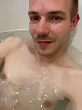 Skinny0150 online show from 11/21/25, 09:25