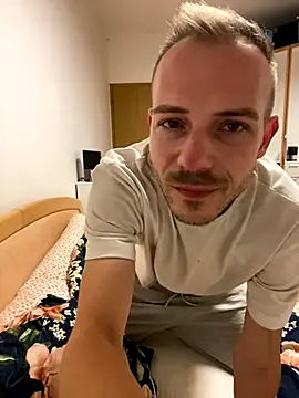 Skinny0150 online show from 10/20/25, 09:15