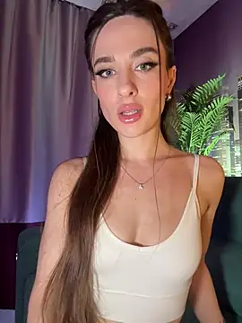 Snapshot of _shadylady_ chatting on 06/24/26, 05:44 shadylady online show from 06/24/26, 05:44