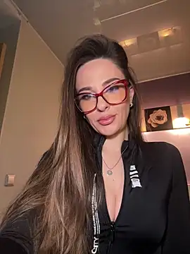 Snapshot of _shadylady_ chatting on 03/16/26, 07:27 shadylady online show from 03/16/26, 07:27