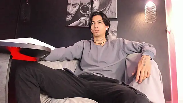 jett savage online show from 11/05/25, 01:36