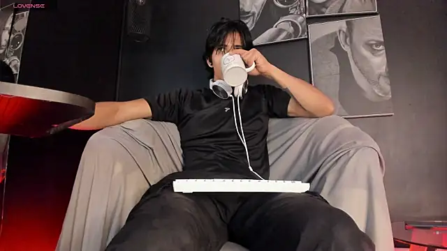 jett savage online show from 09/24/25, 01:28