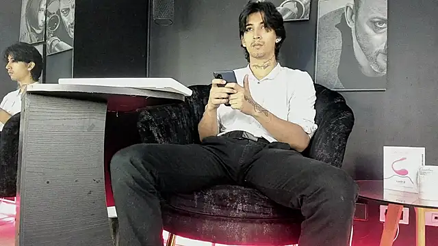 jett savage online show from 11/15/25, 02:54