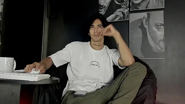 jett savage online show from 10/02/25, 01:36