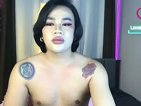 Malia Nicole online show from 02/08/26, 09:45