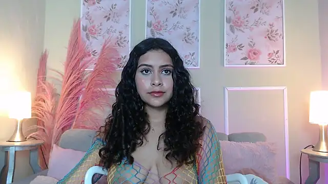 CurlyDani online show from 10/13/25, 07:04