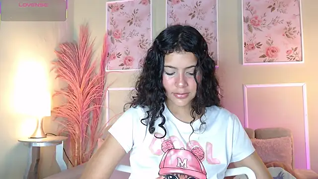 CurlyDani online show from 09/24/25, 12:22