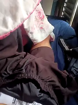 morenosfd069 online show from 12/14/25, 10:21