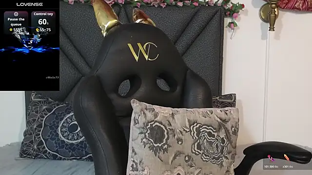 IndraKaur  online show from 10/22/25, 03:11