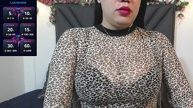 IndraKaur  online show from 10/31/25, 03:03