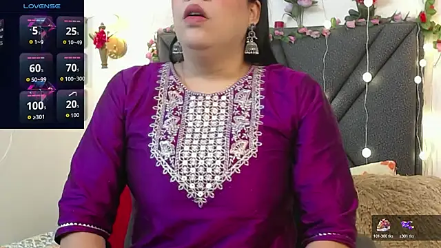 IndraKaur  online show from 04/07/26, 11:56
