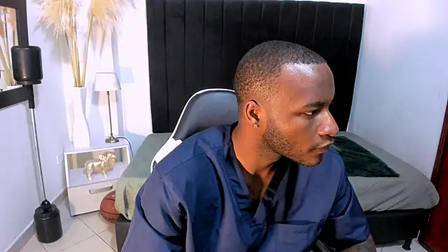 chrstian lewis1 online show from 11/28/25, 03:23