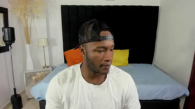 chrstian lewis1 online show from 11/03/25, 10:30