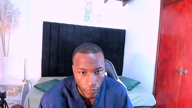 chrstian lewis1 online show from 11/30/25, 04:08