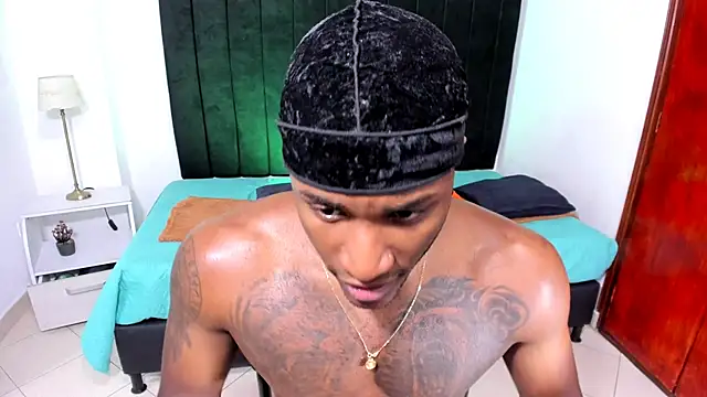 chrstian lewis1 online show from 09/17/25, 04:14