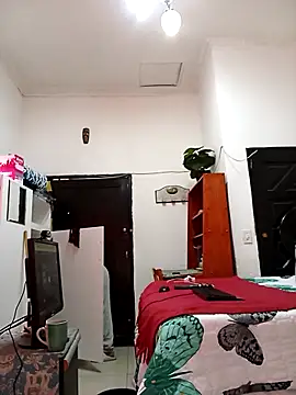 Snapshot of CandyNaynay chatting on 11/16/25, 09:03 CandyNaynay online show from 11/16/25, 09:03