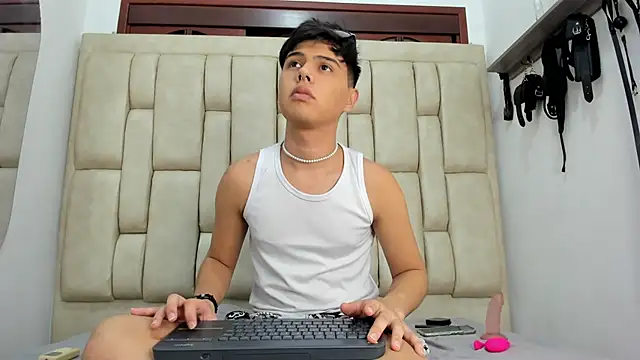 Felipe Cold online show from 09/30/25, 02:17