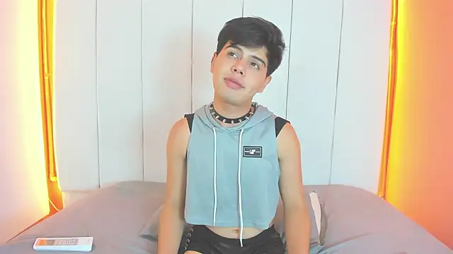 Snapshot of Felipe_Cold chatting on 02/03/26, 02:53 Felipe Cold online show from 02/03/26, 02:53