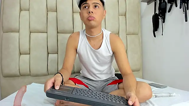 Felipe Cold online show from 09/22/25, 02:39