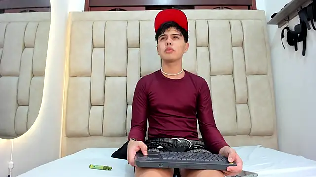 Felipe Cold online show from 10/12/25, 02:13