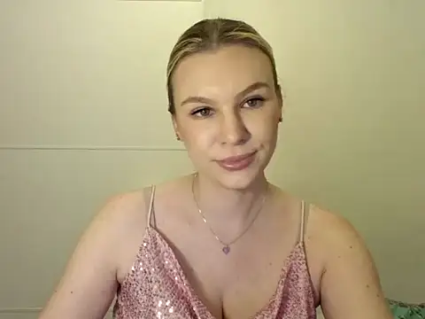 Snapshot of SadieBrilliance chatting on 10/21/25, 06:07 SadieBrilliance online show from 10/21/25, 06:07
