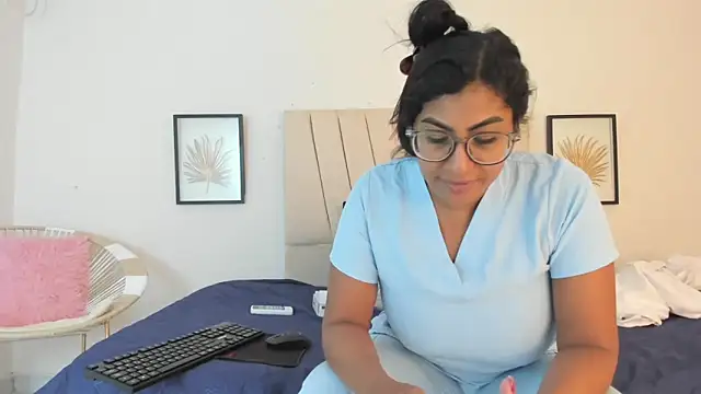  Miaa khalifa  online show from 03/23/26, 12:05