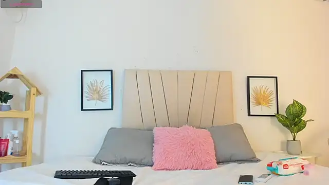  Miaa khalifa  online show from 02/23/26, 12:28