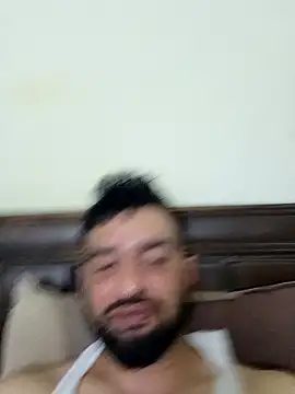 Snapshot of incenciousrage chatting on 10/17/25, 03:58 incenciousrage online show from 10/17/25, 03:58