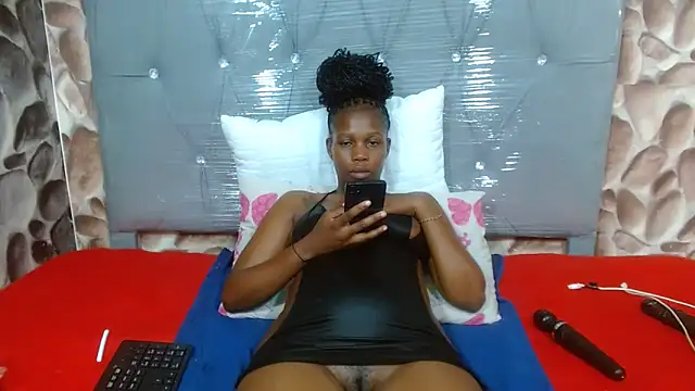 Snapshot of ExoticCandyx chatting on 02/06/26, 06:37 ExoticCandyx online show from 02/06/26, 06:37