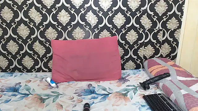 ExoticCandyx online show from 12/04/25, 06:29