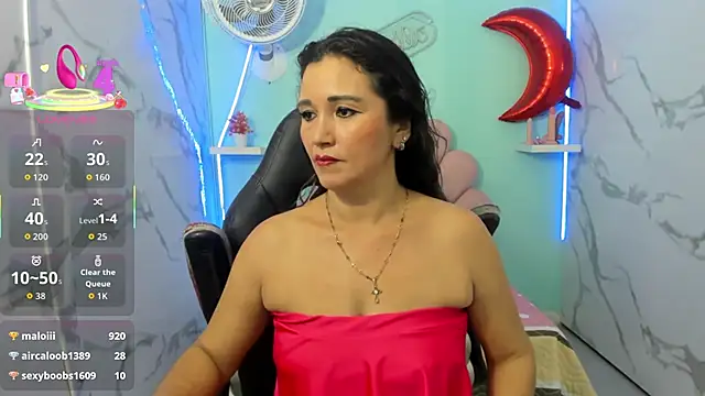 noelia milf19 online show from 11/24/25, 11:05