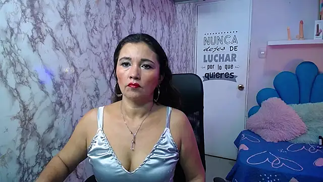 noelia milf19 online show from 10/10/25, 06:53