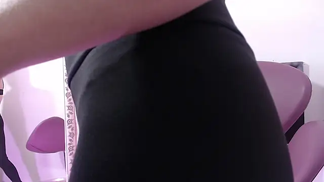 thamarajane2 online show from 12/18/25, 01:48