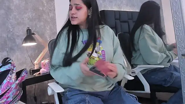 crystaldarliing online show from 11/06/25, 04:22