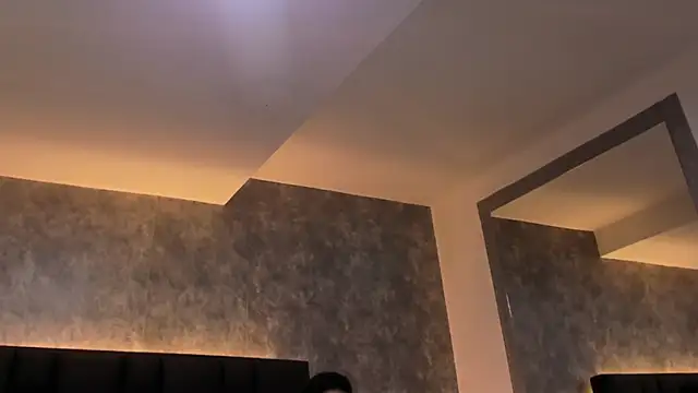 crystaldarliing online show from 11/11/25, 02:12