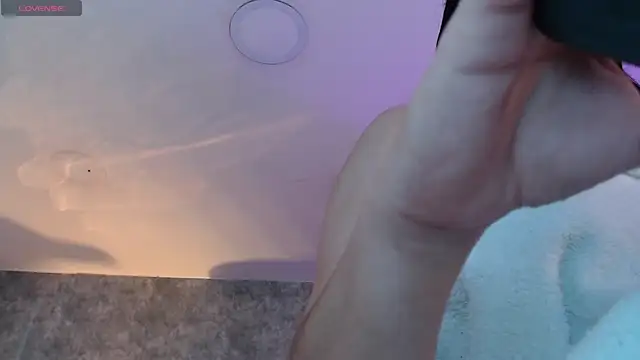 crystaldarliing online show from 03/22/26, 05:36