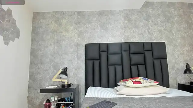 crystaldarliing online show from 01/06/26, 12:14