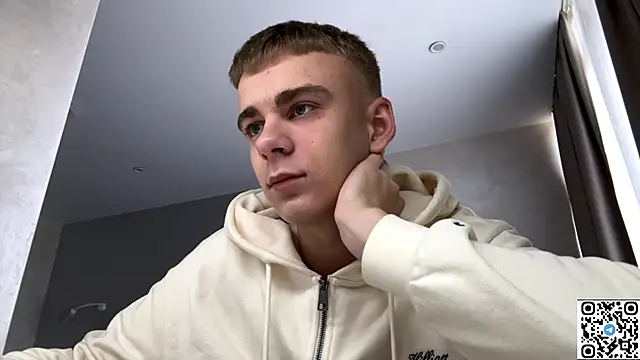 Snapshot of echowraith chatting on 10/26/25, 09:20 echowraith online show from 10/26/25, 09:20